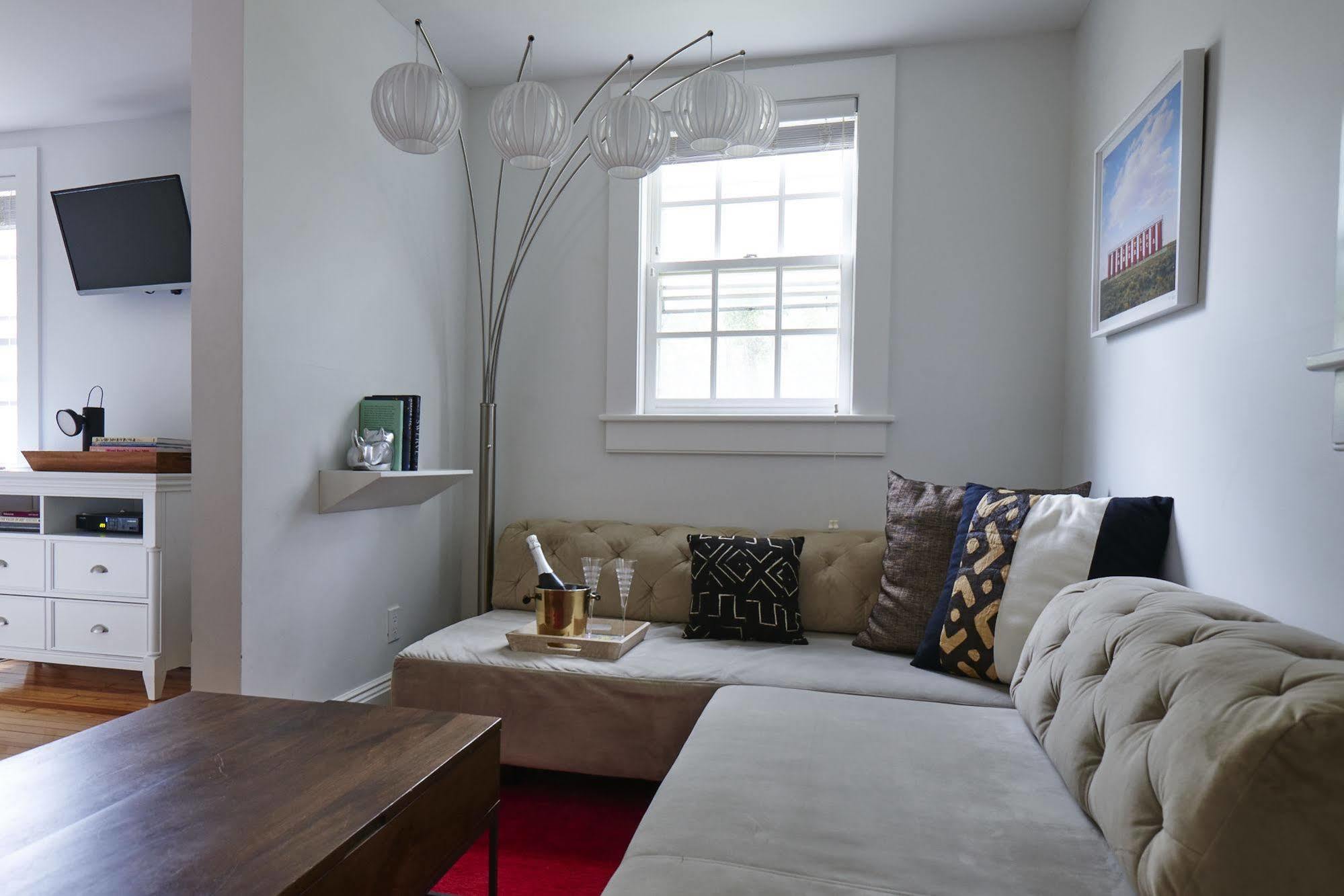 Bed & Breakfast Seven Style Near 4*