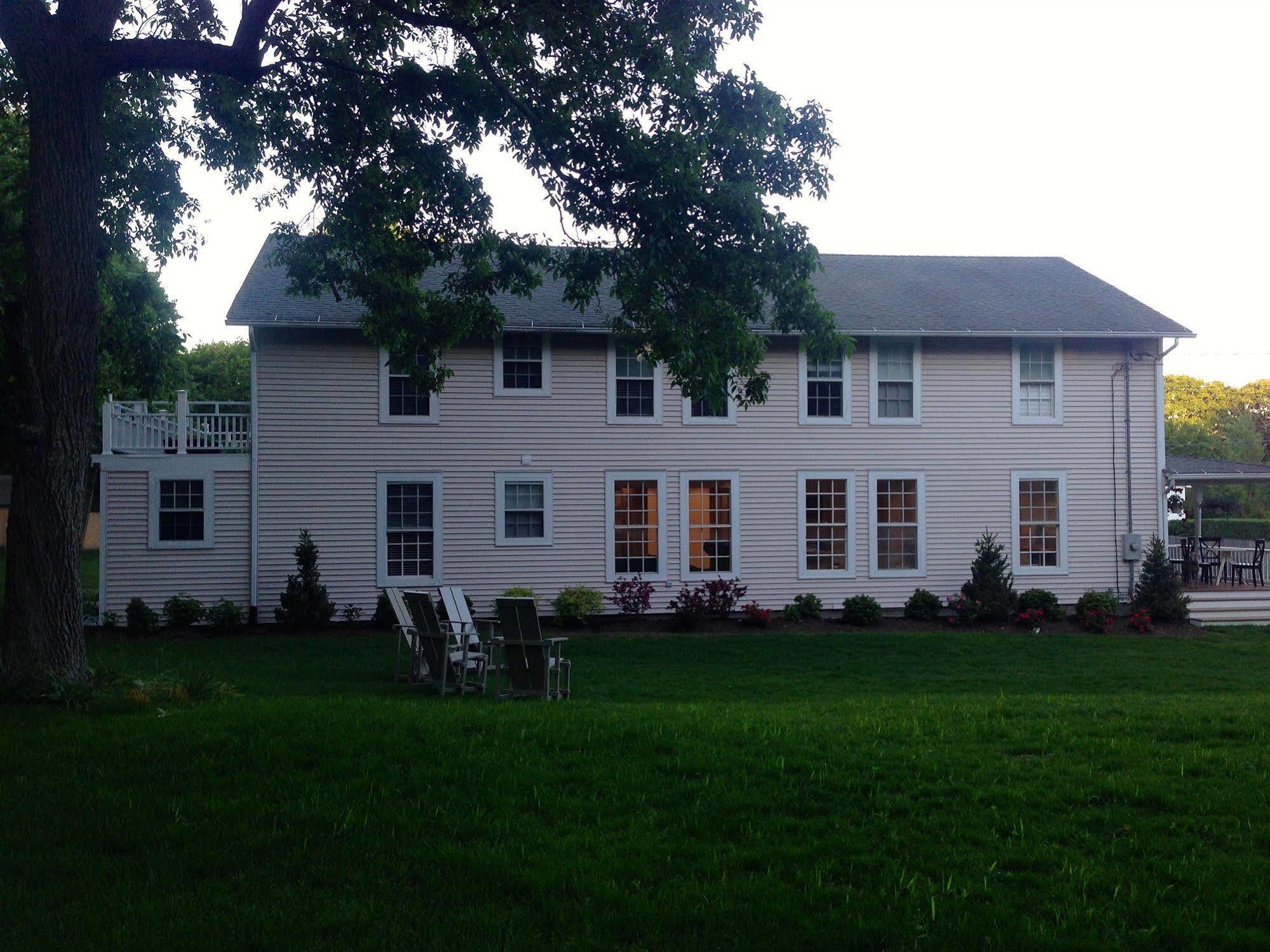 Seven Style Near Bed & Breakfast